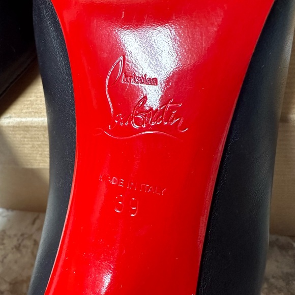 CHRISTIAN LOUBOUTIN PUMP - Picture 7 of 12